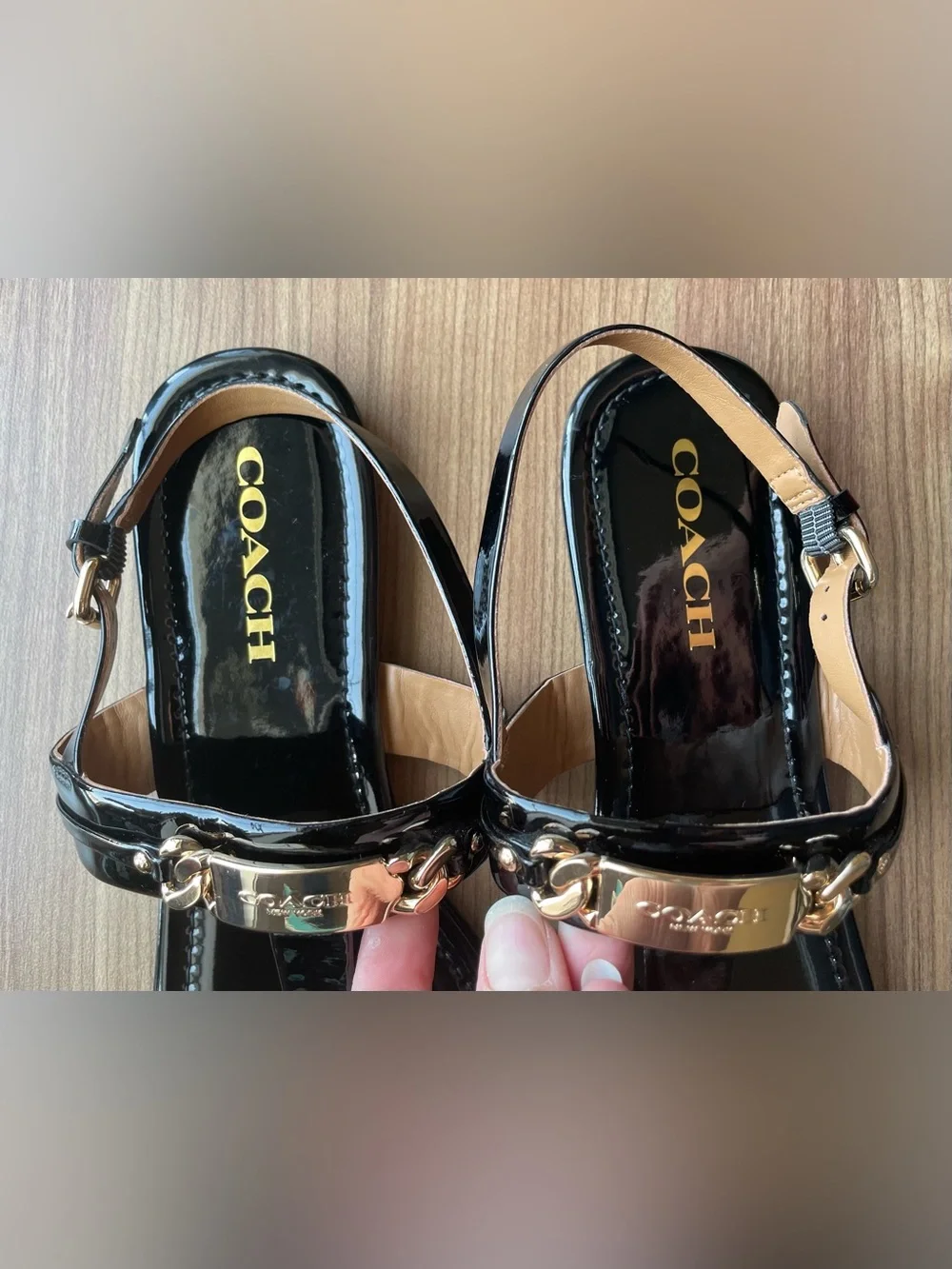 Coach Caterine Black Patent Leather T-Strap Sandals Plaque Gold 10B